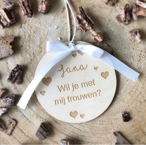 Houten kerstbal - Wil je met mij trouwen?